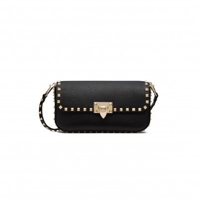 VALENTINO GARAVANI ROCKSTUD SHOULDER BAG  (24*12*6cm) VALENTINO GARAVANI ROCKSTUD SHOULDER BAG  (24*12*6cm)